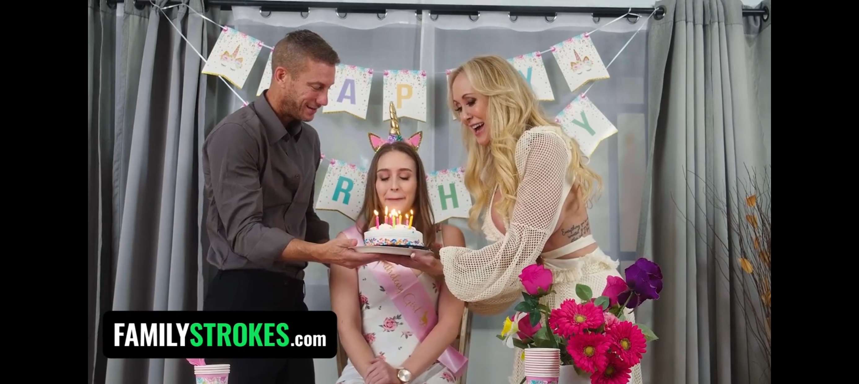 18岁的祝福 父母给女儿过生日