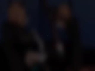 来轮流服侍王爷吧