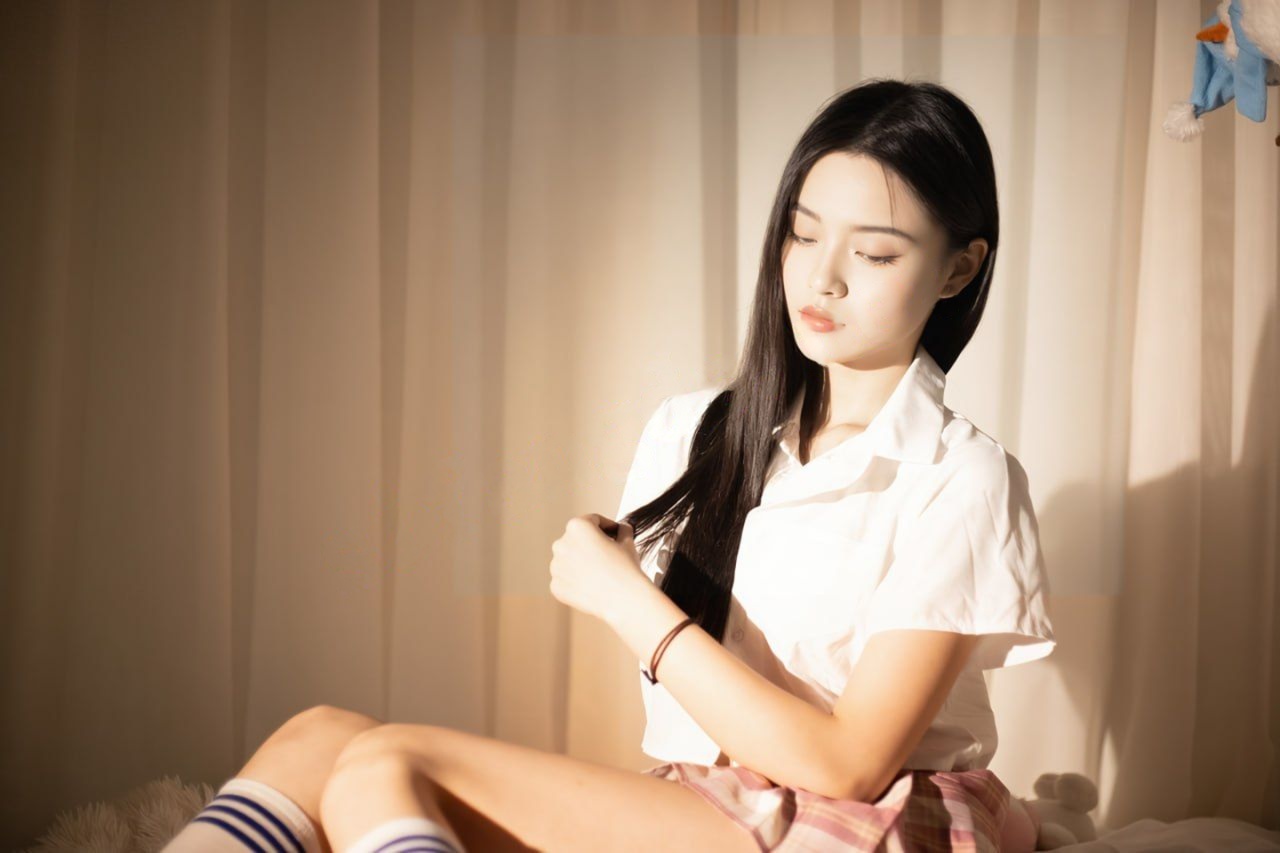 ✅重磅【大学生私房拍摄】高颜值大一学妹大尺度私拍7