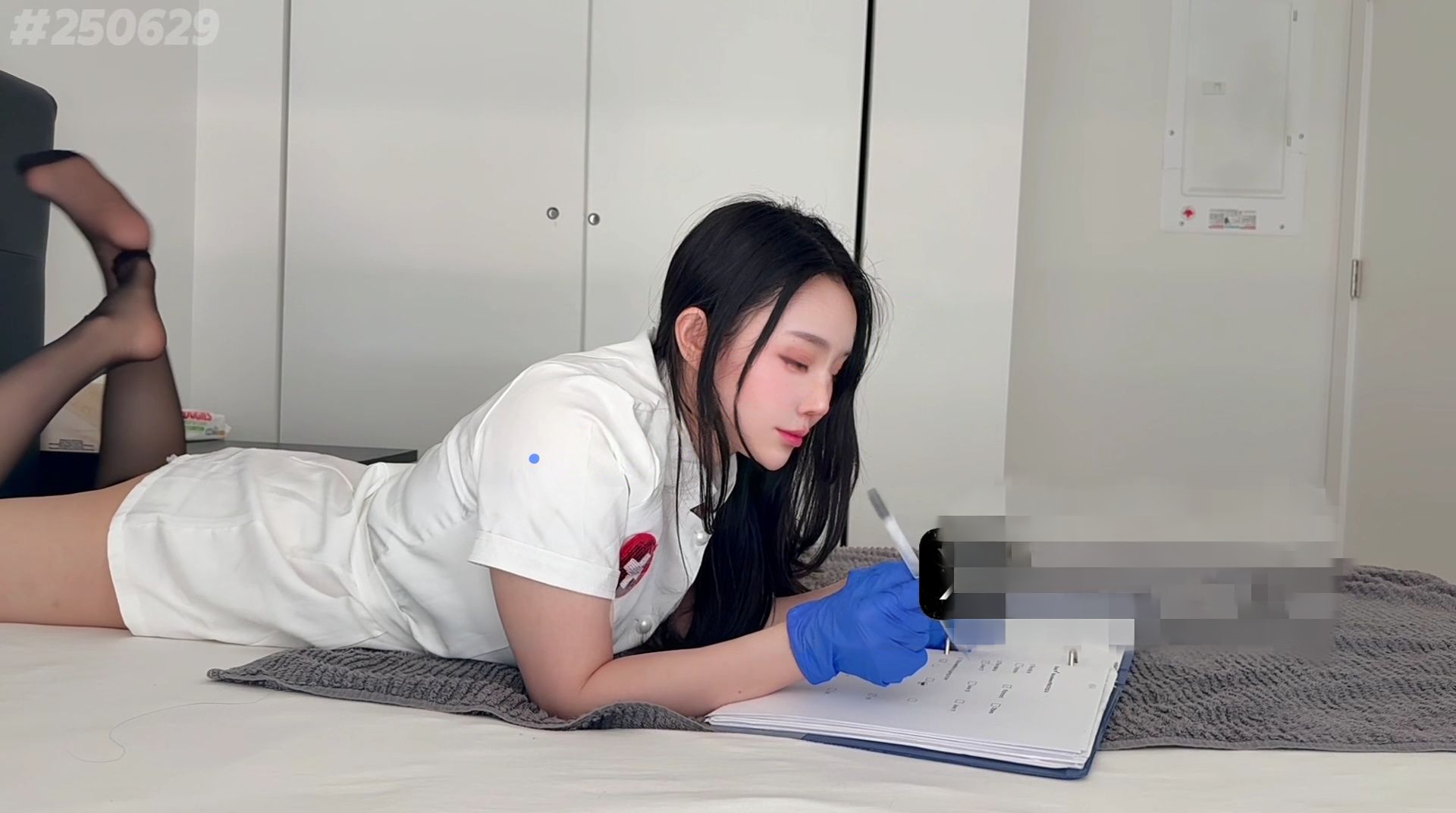 【汐梦瑶】最新《早泄检查》肆意玩弄病人的鸡巴