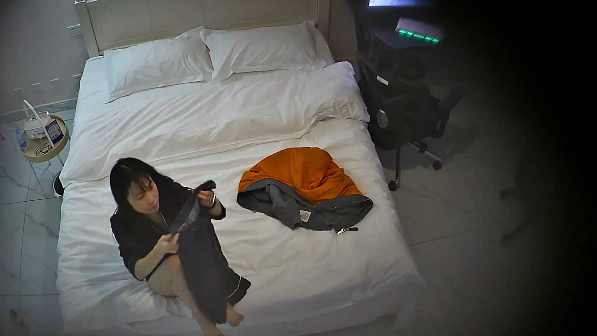 ❤️20260307❤️蘑菇头猥琐男带极品校花女神入住躺平式享受