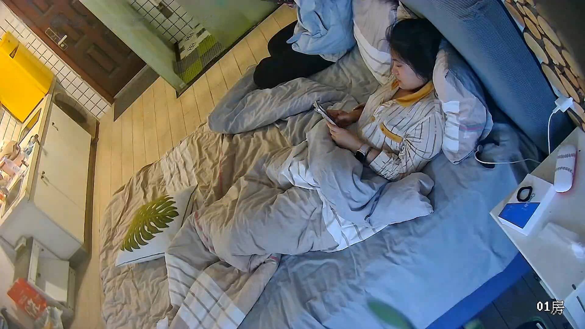 ❤️20260329❤️女同情侣一个清纯一个御姐磨豆腐对下体狂抠