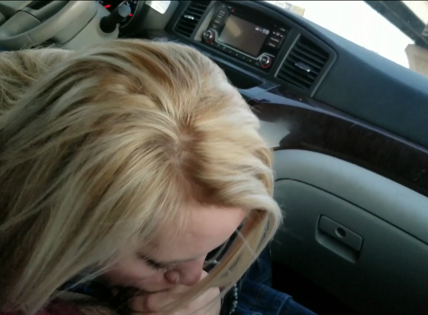 熟女淫妻【myaryker】在荣耀洞和家里被陌生人操