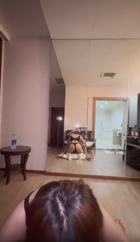 【重磅】约啪博主【莱伦】NTR人妻少妇系列 夫人3號