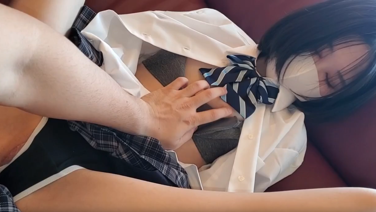 FC2-【无码】县立普通科 内射肤色白皙 面容稚嫩的少女